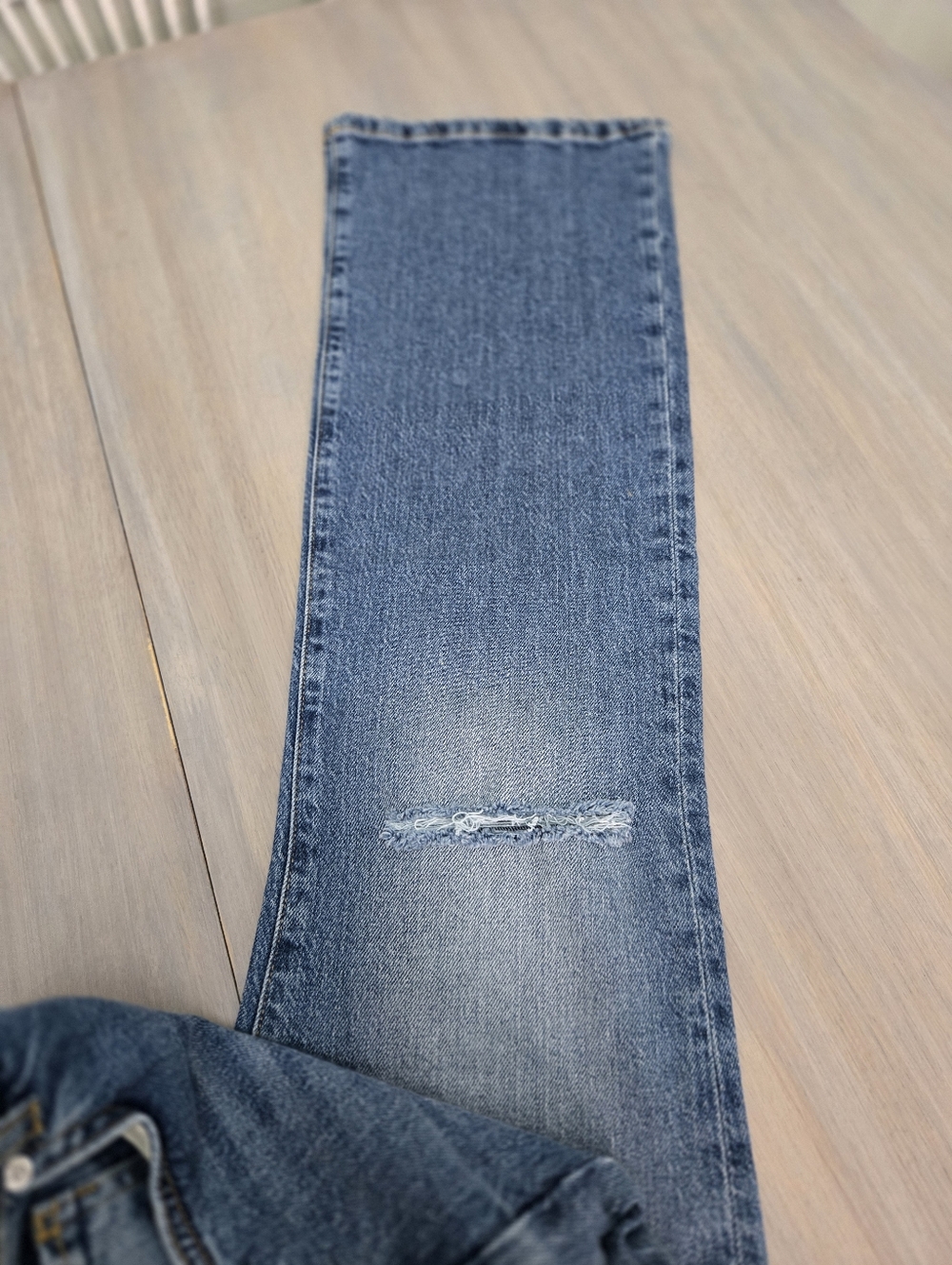 NWT Urban Outfitters BDG Stretch High Rise Flare Distressed Jeans Size 27 - Picture 11 of 11